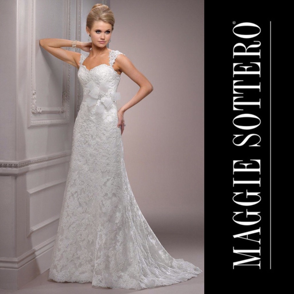 Beautiful Maggie Sottero Lorie Wedding Dress